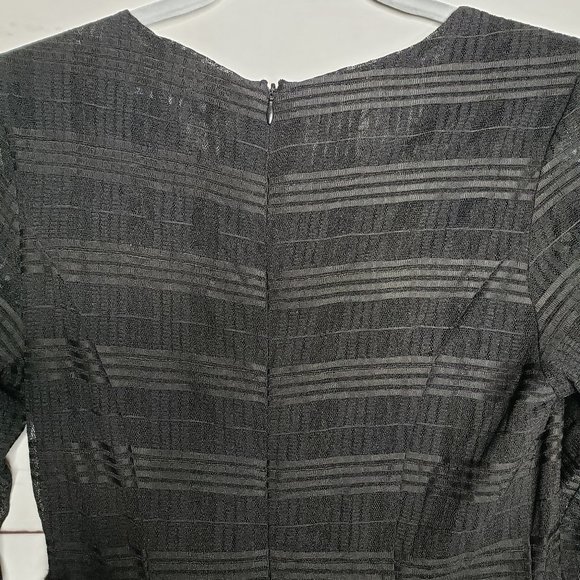 Horryzin Red Poppy Dress - Picture 7 of 10